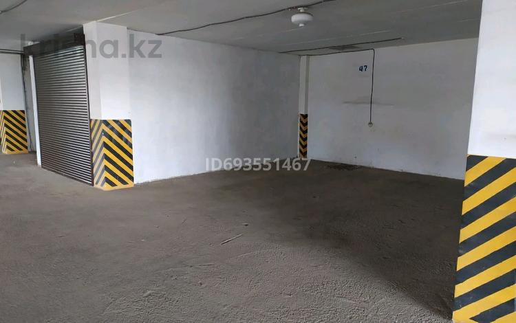 Паркинг • 18 м² • С 409 25/1 — Серкебаева 25 за 15 000 〒 в Астане, Сарыарка р-н — фото 2