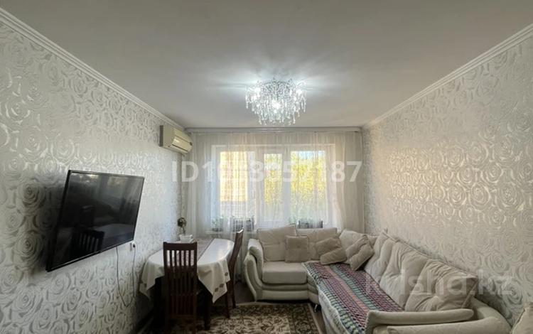 3-бөлмелі пәтер · 69.8 м² · 5/5 қабат, мкр Шанхай, Санкибай батыра 169 — зади кол авто, бағасы: 20 млн ₸ в Актобе — фото 2