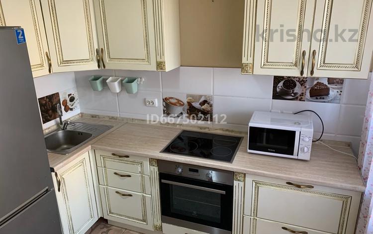 1-комнатная квартира · 40 м² · 1/10 этаж, E 246 ул 9 за 220 000 ₸ в Астане, Есильский р-н — фото 2
