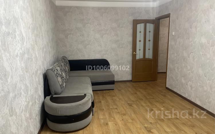 3-комнатная квартира · 67.7 м² · 3/5 этаж, мкр 4 19 за 26.5 млн ₸ в Уральске — фото 2