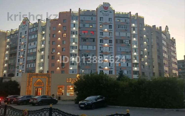 4-бөлмелі пәтер · 78.8 м² · 8/10 қабат, Пр. А. Молдагуловой 36/1, бағасы: 25.9 млн ₸ в Актобе — фото 2