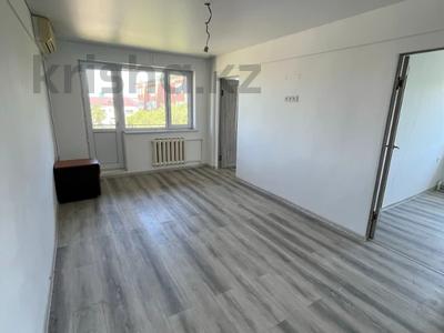 3-комнатная квартира · 48 м² · 5/5 этаж, Абая 15а за 13.5 млн ₸ в Атырау