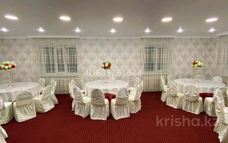 Дом · 4 комнаты · 220 м², Актогай6 6 — Герцена за 40 000 〒 в Астане, Сарыарка р-н — фото 2