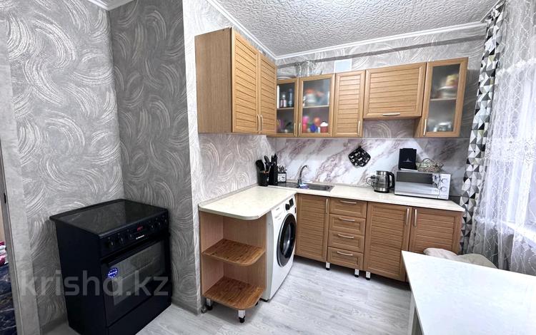 1-комнатная квартира · 36 м² · 2/5 этаж, Б.Гагарина 26 за 150 000 〒 в Усть-Каменогорске — фото 2