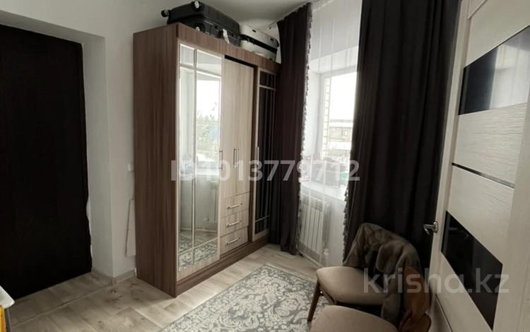 1-комнатная квартира · 41 м² · 2/5 этаж, мкр. Зачаганск пгт, азербайджанская 50 5 за 12.8 млн ₸ в Уральске — фото 2