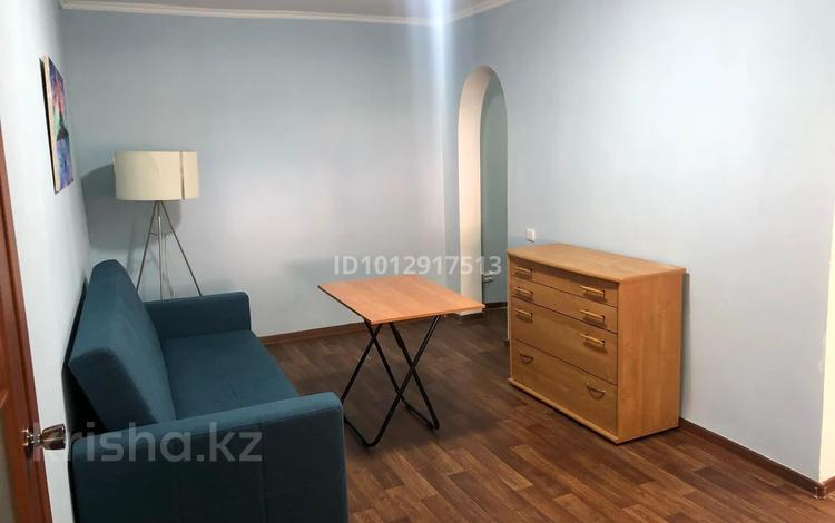 2-комнатная квартира · 42.4 м² · 1/5 этаж, пичугина 245 за 15 млн ₸ в Караганде, Казыбек би р-н — фото 2