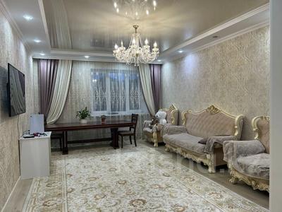 4-комнатная квартира, 134 м², 1/10 этаж, мкр. Алтын орда за 62 млн 〒 в Актобе, мкр. Алтын орда