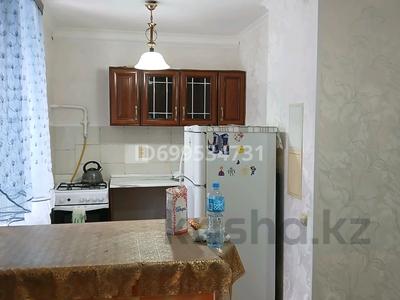 2-комнатная квартира · 45 м² · 2/5 этаж, Есет батыра 162 за 7 500 〒 в Актобе