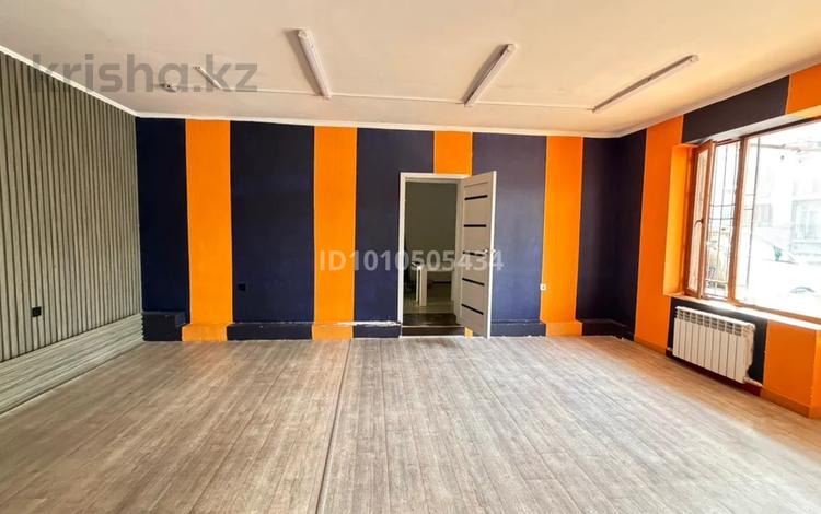 Свободное назначение · 100 м² за 200 000 〒 в Шымкенте, Каратауский р-н — фото 2