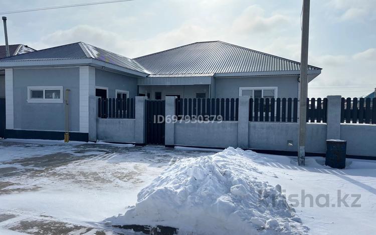 Отдельный дом · 4 комнаты · 230 м² · 8 сот., мкр Ракуша, 27 — Еркінқала 2 де орналасқан за 40 млн 〒 в Атырау — фото 6