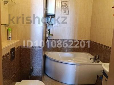 2-бөлмелі пәтер · 80 м² · 22/22 қабат, мкр Самал-2, Достык 97Б — Достык Аль-Фараби, бағасы: 600 000 ₸ в Алматы, Медеуский р-н