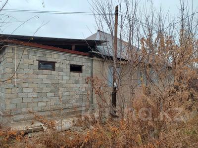 Отдельный дом · 5 комнат · 140 м² · 8 сот., Тынышбаева 62 — Школа Макаренко за 22 млн 〒 в Талдыкоргане