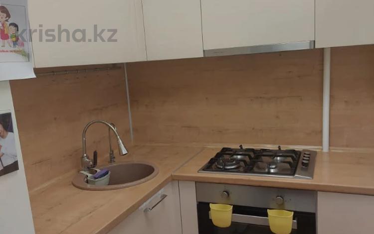 3-комнатная квартира · 63 м² · 2/5 этаж, Абая 20 за 25 млн ₸ в Костанае — фото 2