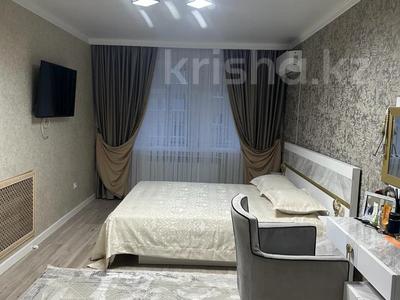 3-комнатная квартира, 96 м², 2/5 этаж, мкр. Алтын орда, Мустафа шокая за 33 млн 〒 в Актобе, мкр. Алтын орда