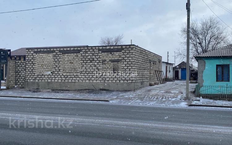 Отдельный дом · 4 комнаты · 80 м² · 8 сот., Амандосова 14 — ТД &quot;Бакдаулет&quot; за 26 млн 〒 в Атырау, мкр Привокзальный-5 — фото 2