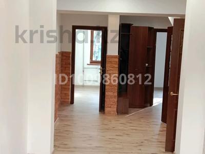 3-комнатная квартира · 65 м² · 1/5 этаж, Родостовца 170 за 69 млн 〒 в Алматы, Бостандыкский р-н