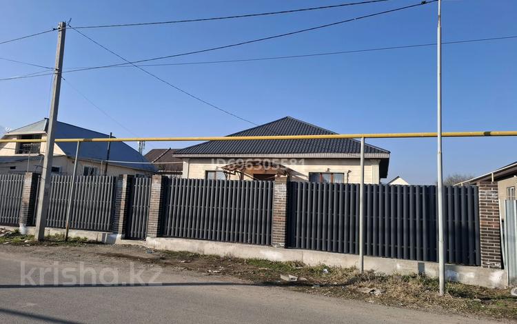 Жеке үй · 3 бөлме · 120 м² · 9 жүзд., Жансугурова 274 — Талгар. район ртс. Жансугурова 274, бағасы: 60 млн ₸ — фото 42