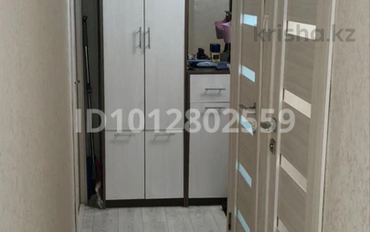 2-бөлмелі пәтер · 48 м² · 1/5 қабат, Наурыз 8 — Возле Достар Меда, бағасы: 16 млн ₸ в Атырау, мкр Жилгородок — фото 9