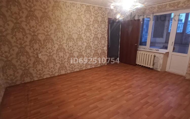 2-комнатная квартира, 38 м², 4/5 этаж помесячно, Энергетиктер 67 — Тоц Сауле