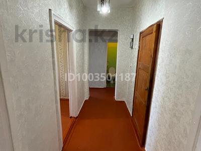 2-бөлмелі пәтер · 46 м² · 2/2 қабат, Абая 13 — Ориентировочно находится возле 8школа, ЦОН, завод и остановка, бағасы: 8 млн ₸ в Балхаше