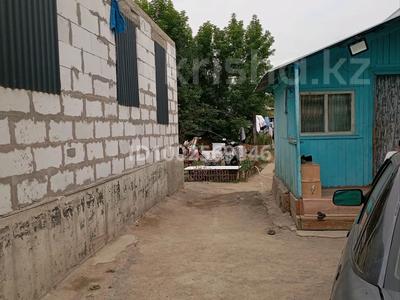 Жеке үй · 4 бөлме · 50 м² · 4.7 сот., Абая 26 — Милиция, бағасы: 22 млн ₸ в Боралдае (Бурундай), мкр Водник-1