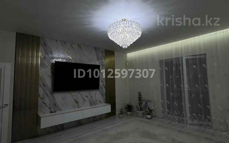 3-бөлмелі пәтер · 103.1 м² · 2/2 қабат, мкр Старый Аэропорт, Воин интернационалистов 35А — Евразийская и Воин интернационалистов, бағасы: 38 млн ₸ в Уральске — фото 2