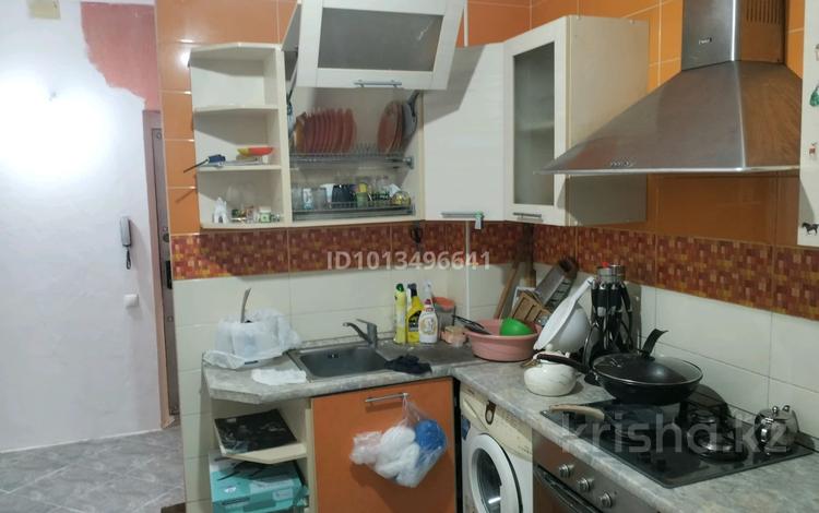 1-бөлмелі пәтер · 40 м² · 9/9 қабат, мкр Жетысу-1 11 — Момыш улы домостроительная, бағасы: 220 000 ₸ в Алматы, Ауэзовский р-н — фото 2