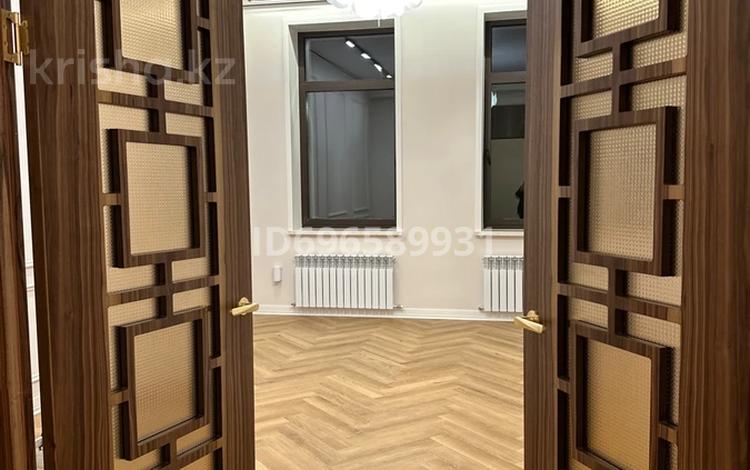 3-бөлмелі пәтер · 104 м² · 3/7 қабат, Касым Аманжолов 22 — Президентский парк, бағасы: 125 млн ₸ в Астане, Алматы р-н — фото 2