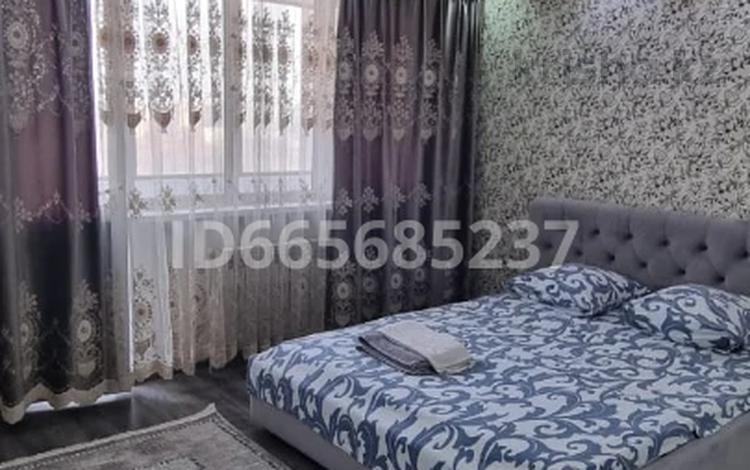 1-комнатная квартира · 40 м² · 9/10 этаж, мкр Аксай-5, Б. Момышулы 25 за 17 000 ₸ в Алматы, Ауэзовский р-н — фото 42