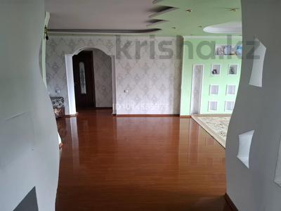 3-бөлмелі пәтер · 109 м² · 8/10 қабат, Засядько 112, бағасы: 55 млн ₸ в Семее