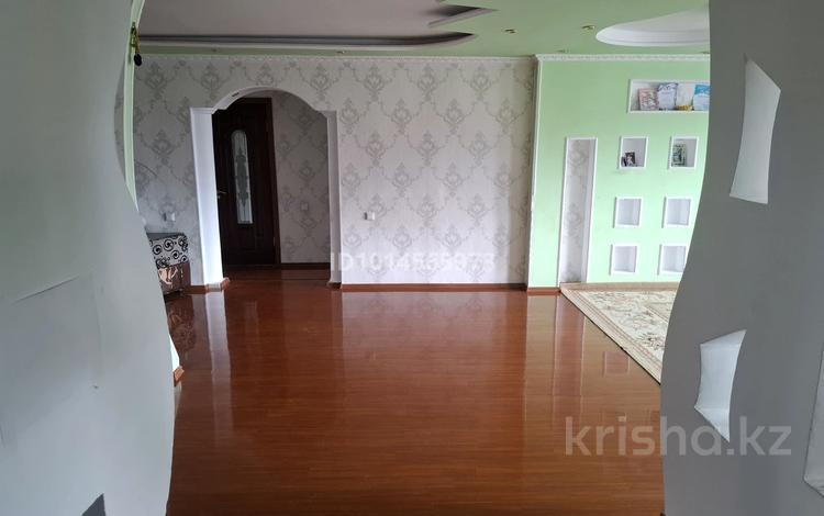 3-бөлмелі пәтер · 109 м² · 8/10 қабат, Засядько 112, бағасы: 55 млн ₸ в Семее — фото 2