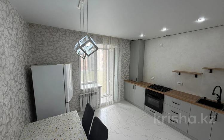 1-бөлмелі пәтер · 41.5 м² · 7/9 қабат, Северо-западный 48, бағасы: 24.1 млн ₸ в Костанае — фото 2