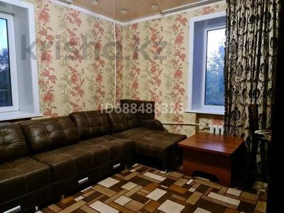 3-комнатная квартира, 61 м², 2/2 этаж, Кеншинбаева 6 за 14.8 млн 〒 в Петропавловске