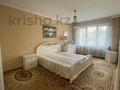 3-комнатная квартира · 60 м² · 2/4 этаж · помесячно, мкр №9 — Шаляпина за 270 000 〒 в Алматы, Ауэзовский р-н