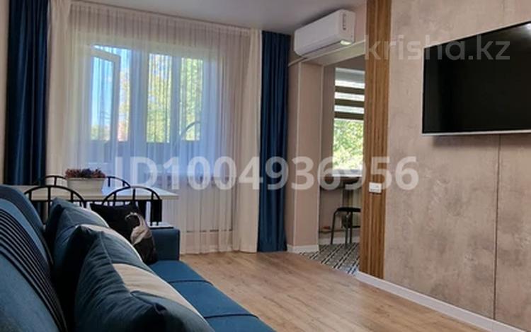 2-комнатная квартира · 40 м² · 3/3 этаж, Б. Момышулы 9а за 15 000 ₸ в Шымкенте, Аль-Фарабийский р-н — фото 2