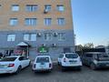 3-бөлмелі пәтер · 110 м² · 2/5 қабат, Скоробогатова 36, бағасы: 49 млн ₸ в Уральске — фото 2