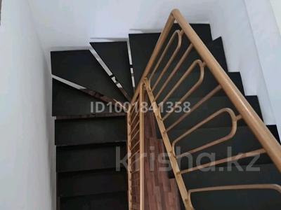Аренда квартир в Алматы: 4-комнатная квартира · 130 м² · 10/10 этаж, Сайна Райымбека 481В — Ташкенская Сайна 481 В жк Эталон за 370 000 〒 4-комнатная квартира · 130 м² · 10/10 этаж, Сайна Райымбека 481В — Ташкенская Сайна 481 В жк Эталон за 370 000 〒 в Алматы, Ауэзовский р-н