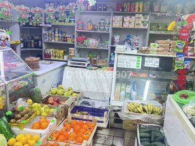 Магазин действующий или обменяю на квартиру · 40 м², бағасы: 15 млн 〒 в Актобе, мкр 5