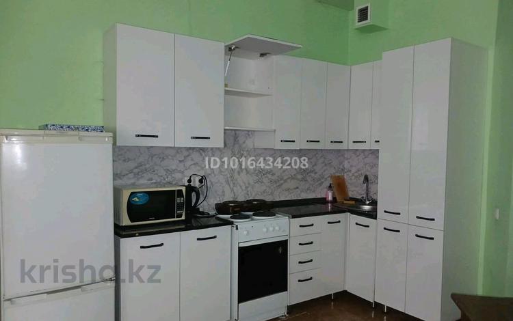 1-комнатная квартира · 42 м² · 1/3 этаж, Шарипова 2 за 140 000 ₸ в Усть-Каменогорске — фото 5
