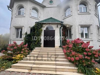 Отдельный дом · 7 комнат · 387 м² · 18 сот., Самал ( омега) за 90 млн ₸ в Уральске