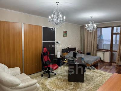 3-комнатная квартира · 150 м² · 10/17 этаж, Торайгырова 1/2 за 72 млн 〒 в Павлодаре