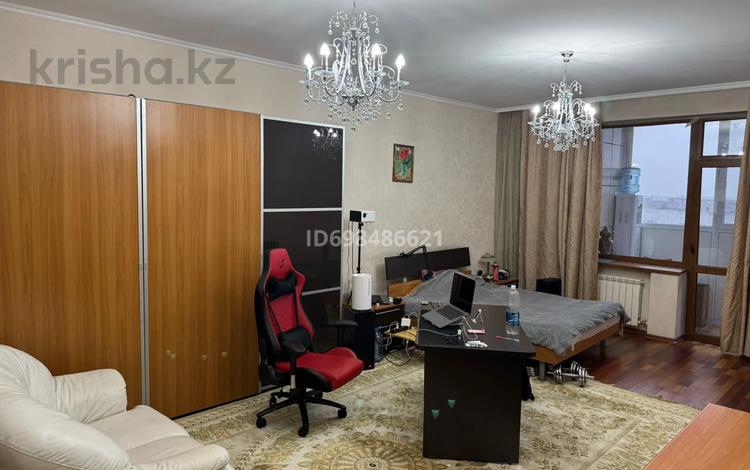 3-бөлмелі пәтер · 150 м² · 10/17 қабат, Торайгырова 1/2, бағасы: 72 млн ₸ в Павлодаре — фото 9