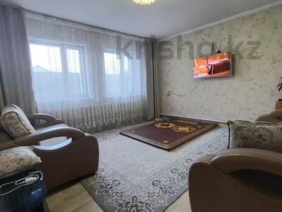 Продажа домов и дачи в Абай обл.: Отдельный дом · 3 комнаты · 74.6 м² · 7 сот., 1я-Лодочная 50 за 17 млн 〒 Отдельный дом · 3 комнаты · 74.6 м² · 7 сот., 1я-Лодочная 50 за 17 млн 〒 в Семее