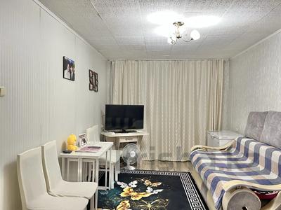 2-бөлмелі пәтер · 44 м² · 4/5 қабат, 13-шағынаудан 3 — ТД Восток, Кольцевая, Автостанция, бағасы: 9.5 млн ₸ в Караганде, Алихана Бокейханова р-н