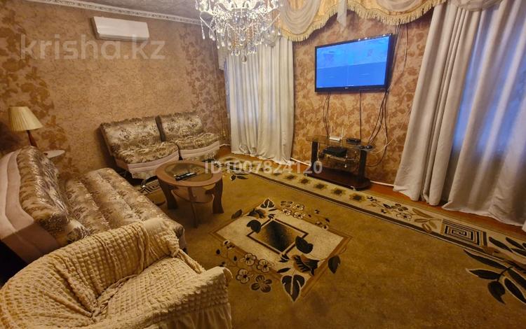 Отдельный дом · 3 комнаты · 70 м² · 5 сот., Зелинского за 300 000 〒 в Алматы, Жетысуский р-н — фото 2