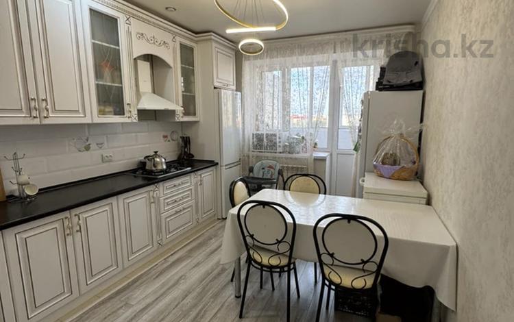 2-бөлмелі пәтер · 65.6 м² · 4/7 қабат, Алтын орда ш/а., бағасы: 28.5 млн ₸ в Актобе, мкр. Алтын орда — фото 2