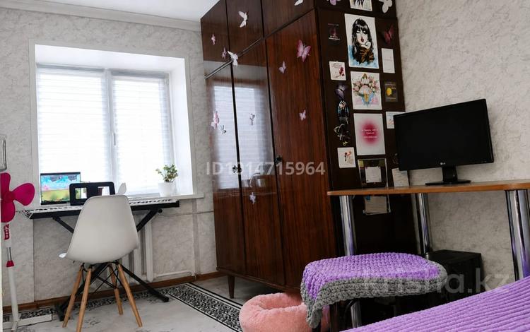2-комнатная квартира · 40 м² · 2/5 этаж, Пр.Назарбаева 18 за 14 млн ₸ в Усть-Каменогорске, Ульбинский — фото 3