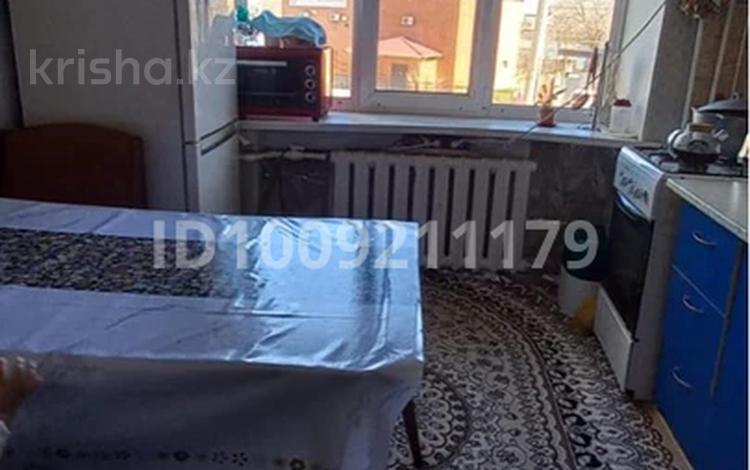 2-комнатная квартира · 43 м² · 2/5 этаж, мкр 11, Дальный переулок 19 — Оптовый анвар за 8.5 млн ₸ в Актобе — фото 2