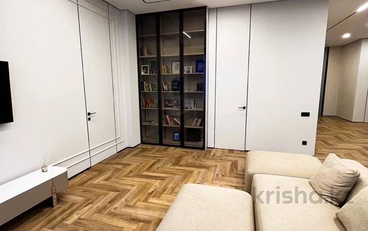 5-комнатная квартира · 190 м² · 8/8 этаж, Сарайшык 6 — ТД Керуен за 236 млн ₸ в Астане, Есильский р-н — фото 177