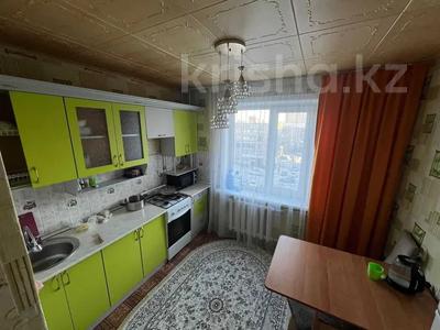 2-комнатная квартира, 52 м², 6/9 этаж, 20мкр за 18.4 млн 〒 в Петропавловске